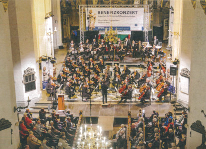 Am 17. 9. 022 fand in St. Marien ein Konzert mit dem Deutschen Ärzte-Orchester statt. Es handelte sich um eine Benefizveranstaltung für die 